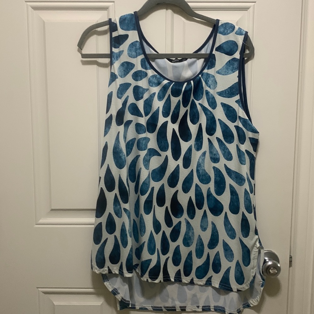 Women’s blouse